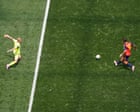 Mikel Oyarzabal at the double as Spain beat Austria and cruise into last 16