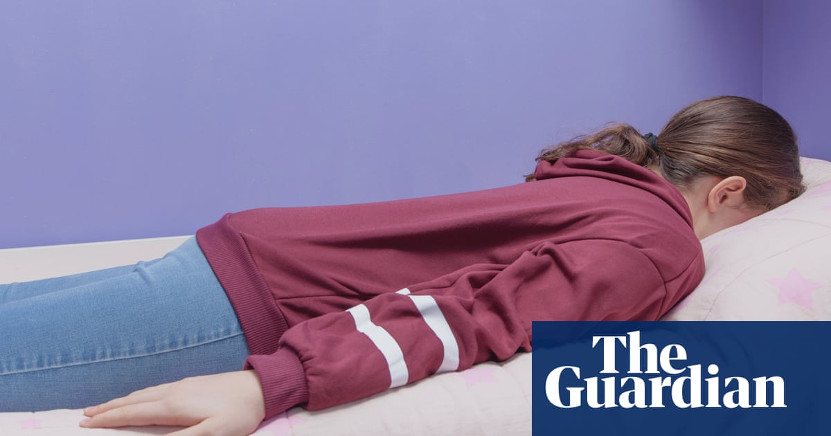 Screen time, caffeine and irregular bedtimes: survey finds almost half of Australian kids have sleep problems | Health Screen time, caffeine and irregular bedtimes: survey finds almost half of Australian kids have sleep problems | Health