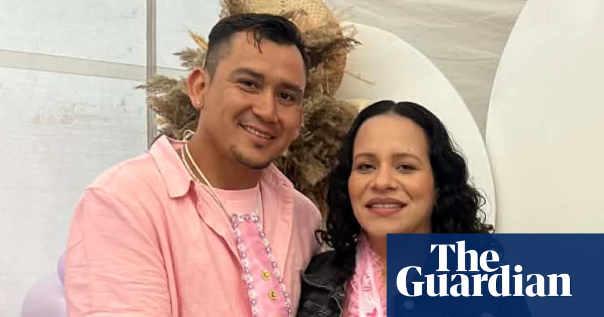 مكتب التحقيقات الفيدرالي يعتقل رجلاً من كاليفورنيا أطلقت عليه إدارة الهجرة والجمارك النار بتهمة “الاعتداء”.