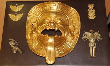 Spanish police recovered a unique Tumaco gold mask.