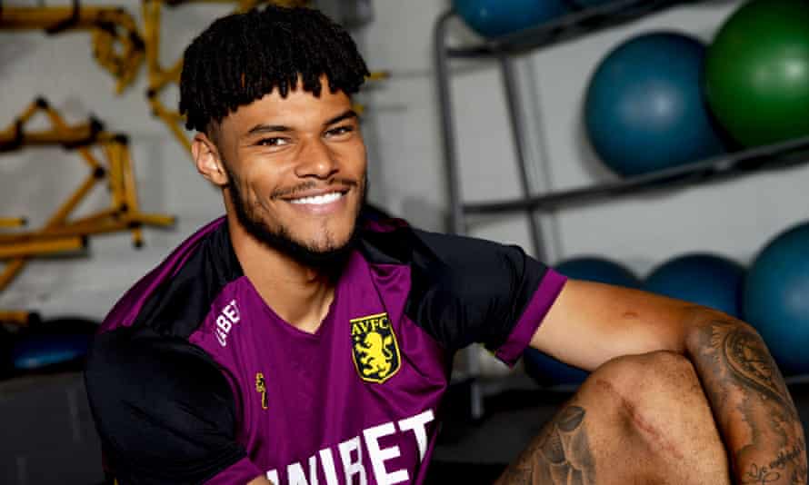 Tyrone Mings I Couldn T Turn Down The Chance To Learn From John Terry Aston Villa The Guardian