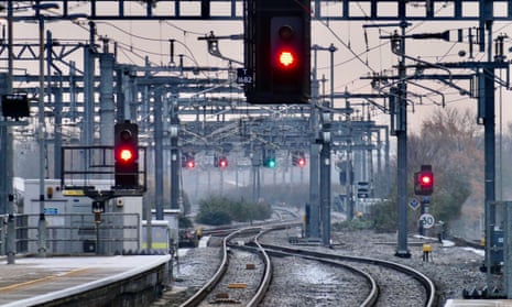 Train passengers in Britain still facing record number of