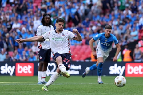 Ruben Rodrigues scores and Bolton are going up!