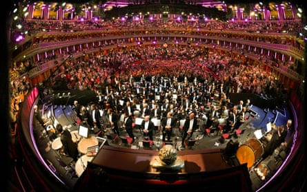 Klaus Mäkelä conducts the Royal Concertgebouw orchestra at the BBC Proms.