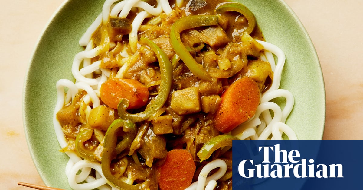 Noodle night: Emiko Davies' recipe for vegetable udon curry