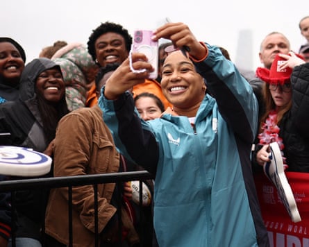 England’s Sadia Kabeya poses for a selfie