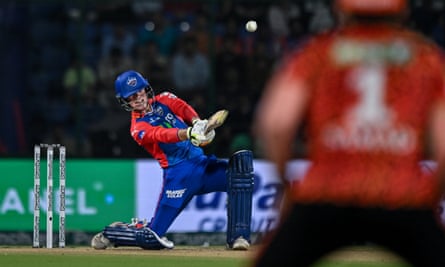 Delhi Capitals' Jake Fraser-McGurk flies to an IPL fifty from 15 balls against Sunrisers Hyderabad.