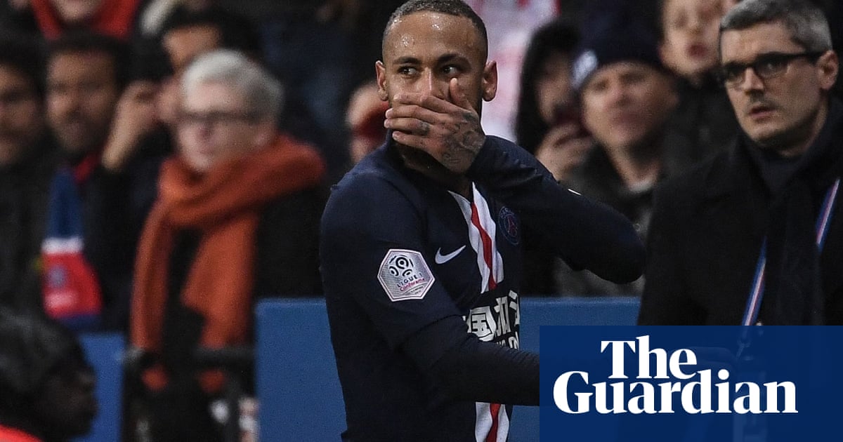 European football roundup: Neymar sent off in PSG win; Lazio hold off Genoa