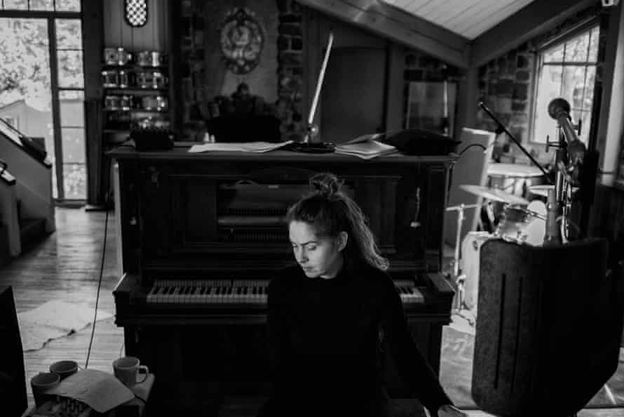 Emma Ruth Rundle in the studio.