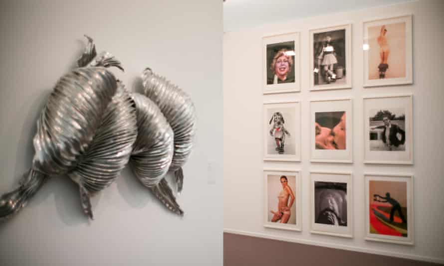Juxtapositions everywhere … Lynda Benglis photographs in the background at Frieze Masters.