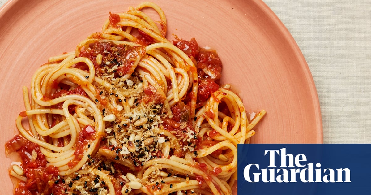 Meera Sodha’s vegan recipe for kimchi and tomato spaghetti with sesame breadcrumbs 