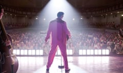 USA. Austin Butler in a scene from (C)Warner Bros. Pictures new film: Elvis (2022). Plot: A look at the life of the legendary rock and roll star, Elvis Presley. Ref: LMK110-J7903 -220222 Supplied by LMKMEDIA. Editorial Only. Landmark Media is not the copyright owner of these Film or TV stills but provides a service only for recognised Media outlets. pictures@lmkmedia.com<br>2HPTNAF USA. Austin Butler in a scene from (C)Warner Bros. Pictures new film: Elvis (2022). Plot: A look at the life of the legendary rock and roll star, Elvis Presley. Ref: LMK110-J7903 -220222 Supplied by LMKMEDIA. Editorial Only. Landmark Media is not the copyright owner of these Film or TV stills but provides a service only for recognised Media outlets. pictures@lmkmedia.com - film still