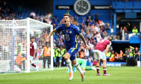 Christian Pulisic celebrates scoring Chelsea’s stoppage-time winner against West Ham