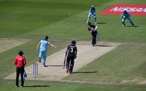 Williamson drives one to the boundary for four.