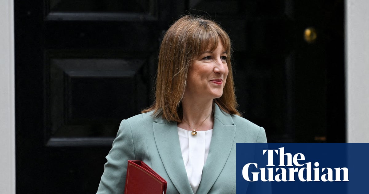 Reeves faces £20bn-plus hit from UK productivity cut