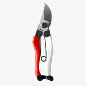 Okatsune 103 bypass secateurs.