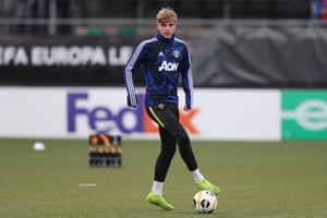 Brandon Williams starts for United.