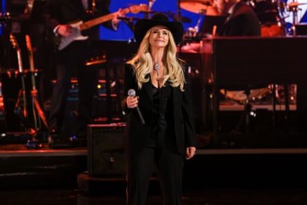 Miranda Lambert soaks up the applause.