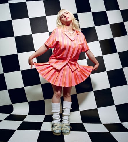 billie eilish in pink dress Billie Eilish wore her Oscar de la Renta Met Gala dress on one condition