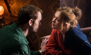 Becker (Alexander Skarsgård) and Charlie (Florence Pugh).