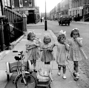 Promenade in Portobello,1954. From a series: “Portobello – scenes of everyday life”