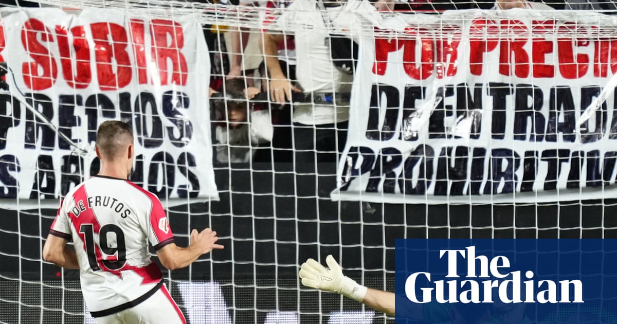 Rayo Vallecano take Barcelona to the edge as fans rebel against their president | Sid Lowe