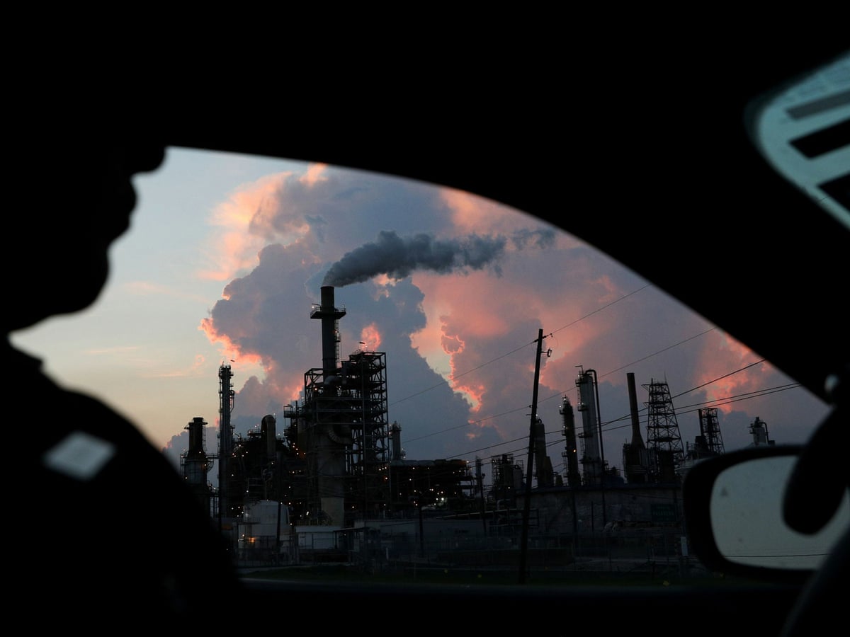 Trump Administration Allows Companies To Break Pollution Laws During Coronavirus Pandemic Us Environmental Protection Agency The Guardian