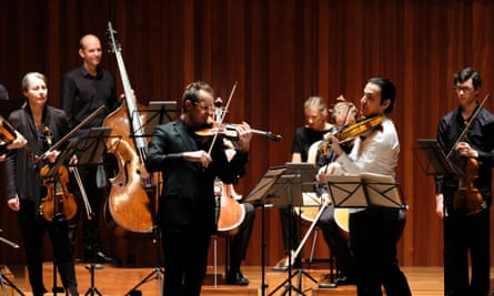 Richard Tognetti and Nathan Braudewith the Australian Chamber Orchestra.