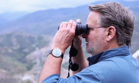 US senator, Gary Peters, observing the Lachin corridor from the Armenian side of the border near the town of Kornidzor.