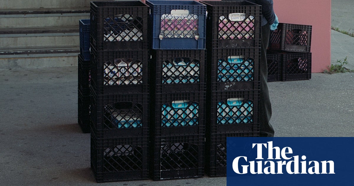 Milk crate challenge has doctors warning its worse than falling from a ladder