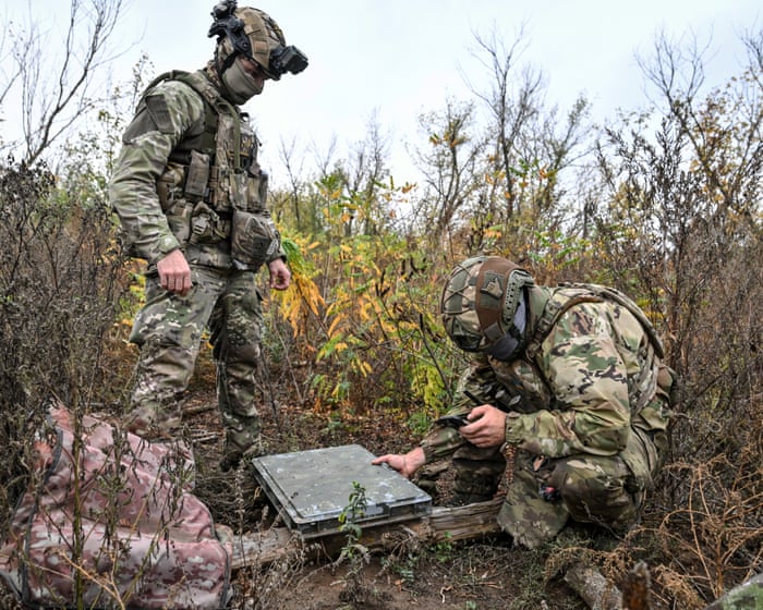 Ukraine troops report ongoing problems with Starlink satellite network