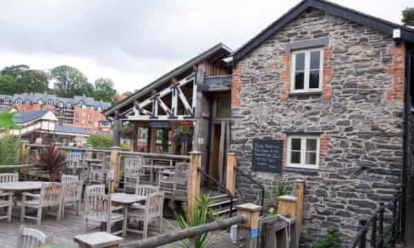 10 Of The Uk S Best Waterside Pubs Readers Travel Tips Travel