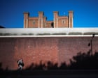 Britain is addicted to prisons. Our crumbling probation service proves they don’t work | Polly Toynbee