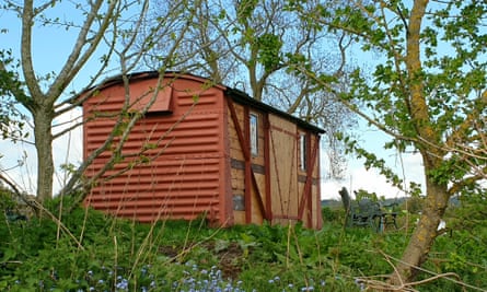 Converted railway carriage in wood