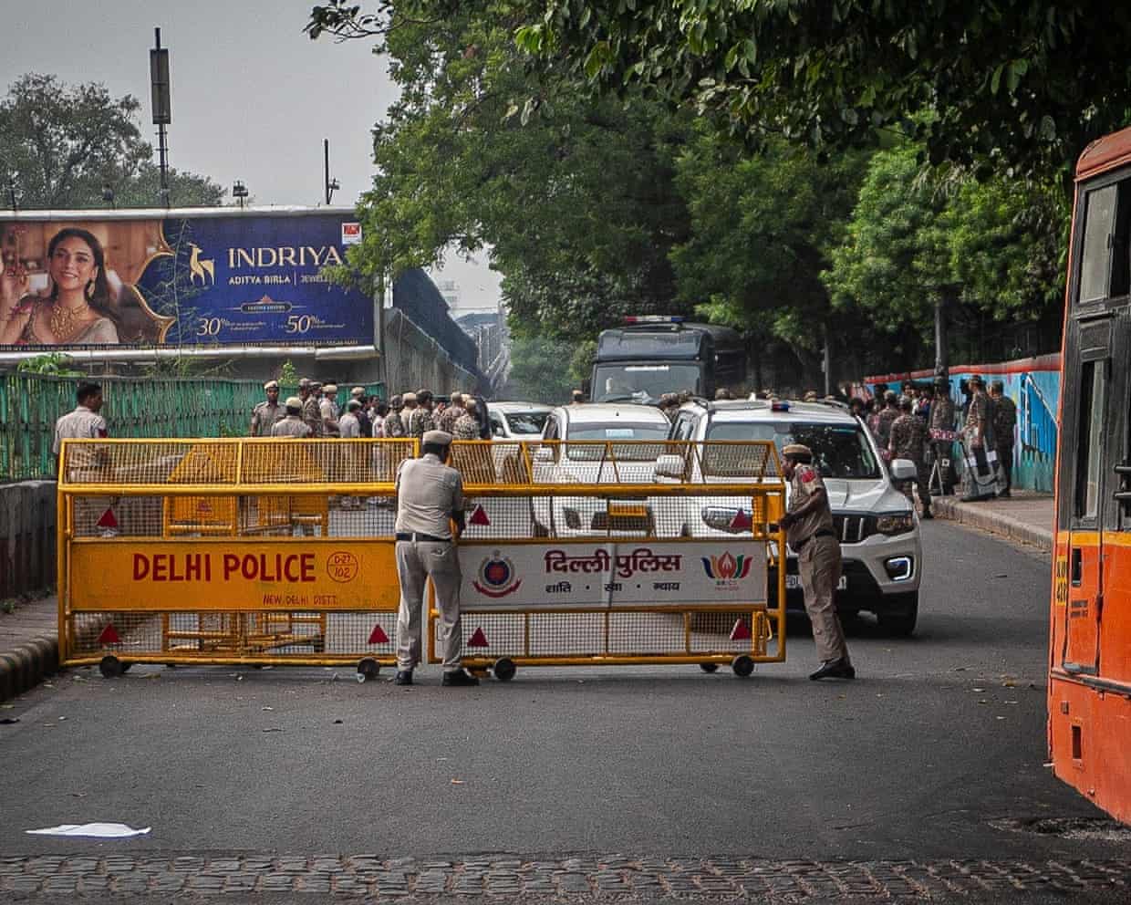 Police detain thousands, lock down centre