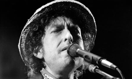 ‘He’s always hooking into poetic traditions’ … Dylan in Munich in 1984.