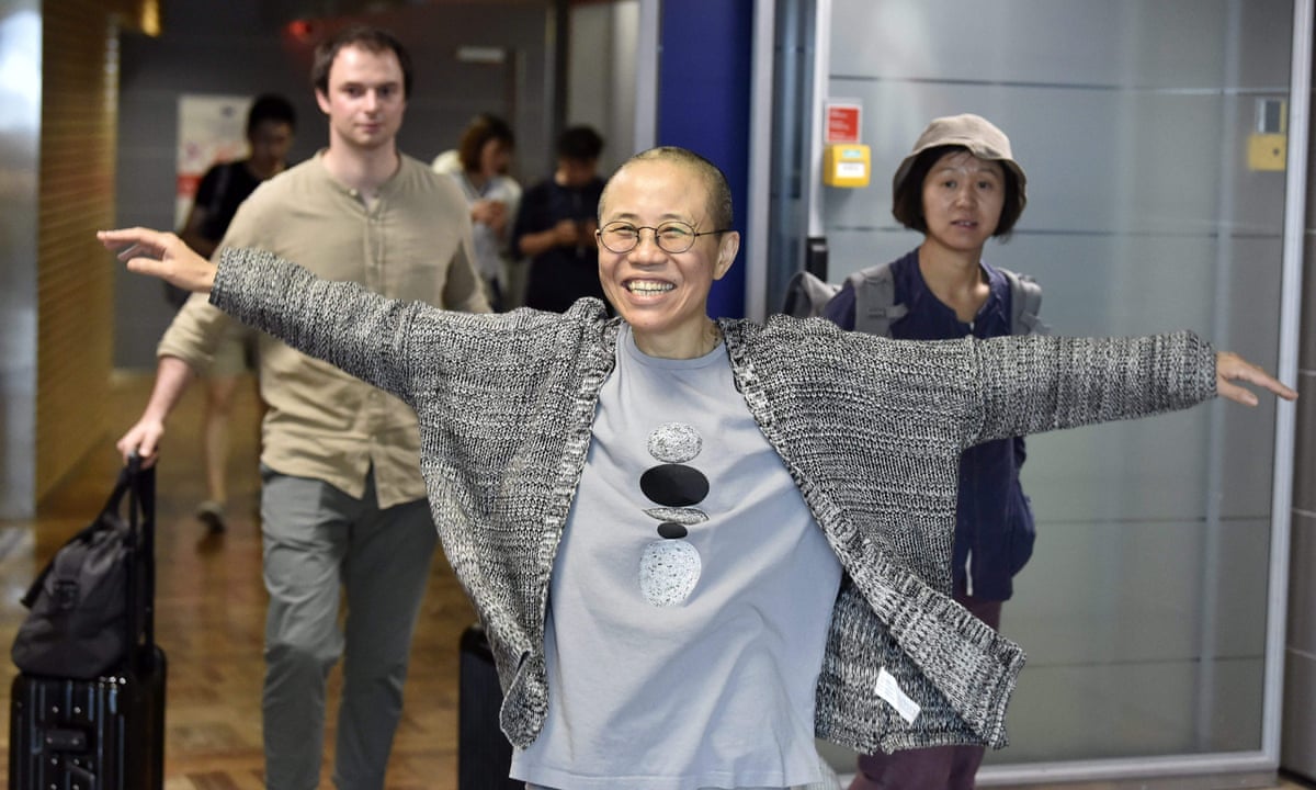 Liu Xia Widow Of Nobel Laureate Arrives In Berlin After Release From China Liu Xiaobo The Guardian