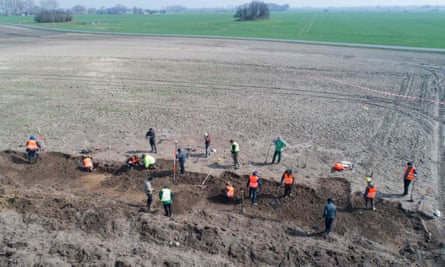 Archaeologists working on the dig on Rügen island after the find by René Schön and Luca Malaschnitschenko.