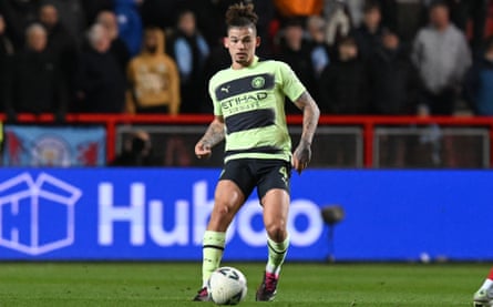 Kalvin Phillips in FA Cup action for Manchester City against Bristol City.