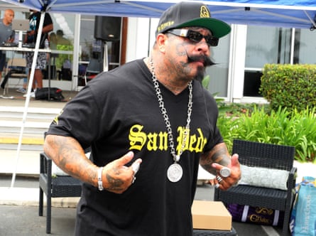 Large dipper, boxing and bikers in LA: Wembley to Soweto initiative 2022 – photograph essay | Pictures 35 Stand and deliver market – fundraising rapper at San Pedro street