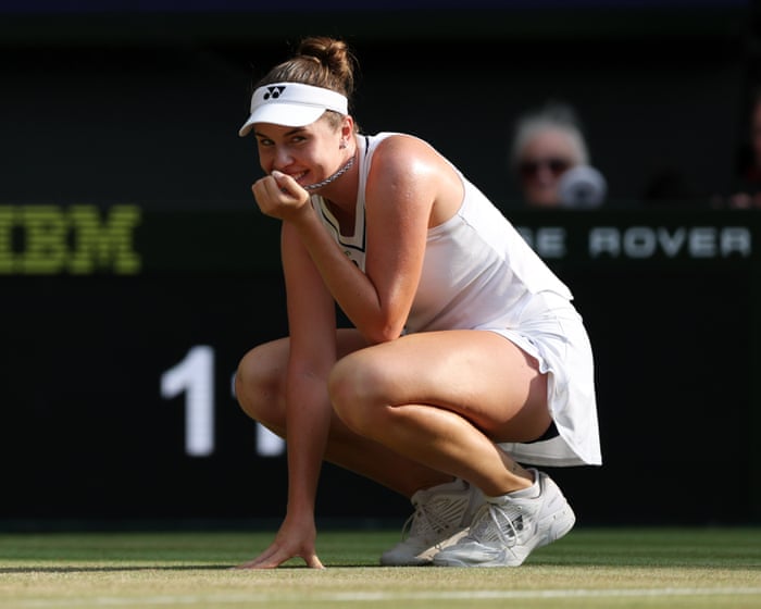 Linda Noskova sees off Marta Kostyuk in style to set up all-Czech Wimbledon final