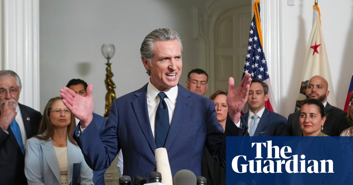 Democrats Adopt Aggressive 'Knife Fight' Strategy Against Trump's 2026 Election Gerrymandering Push