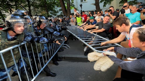 Moscow police detain hundreds over election protests – video