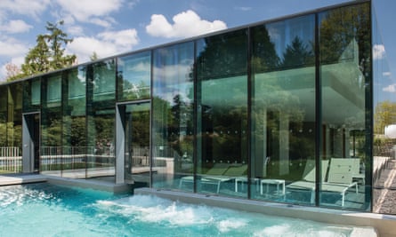 Blowing bubbles: the Rudding Park Spa hydrotherapy pool.