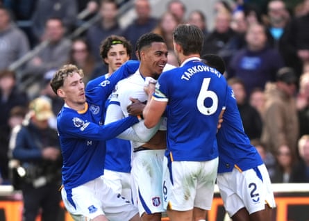 Morgan Rogers (centre) is surrounded by angry Everton players