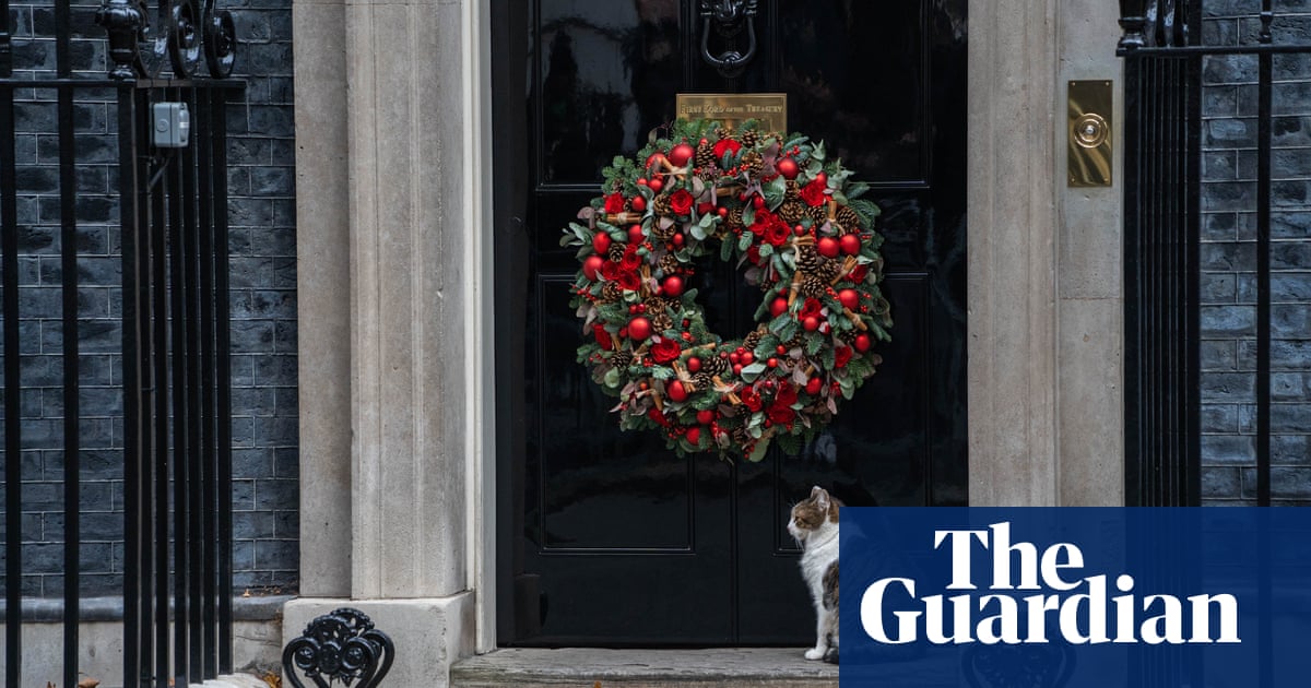 No 10 parties raise questions about whether PM will follow Covid science