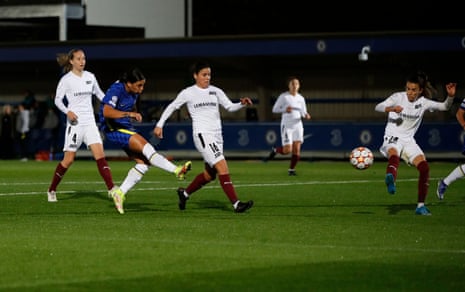 Sam Kerr puts Chelsea in front with a fine finish.