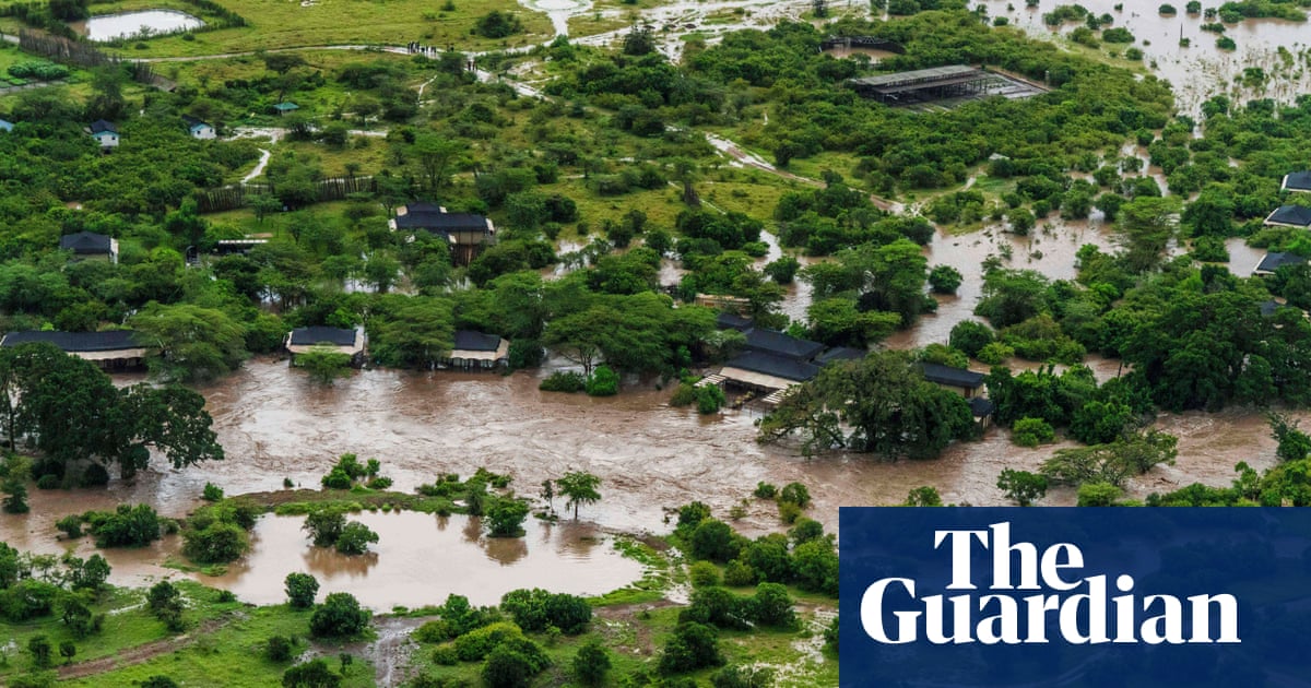 Kenya floods: tourists evacuated from Maasai Mara after river bursts banks | Kenya