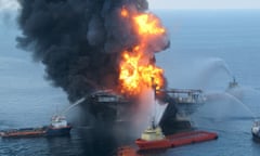 coast guards battle the flames on the Deepwater Horizon rig