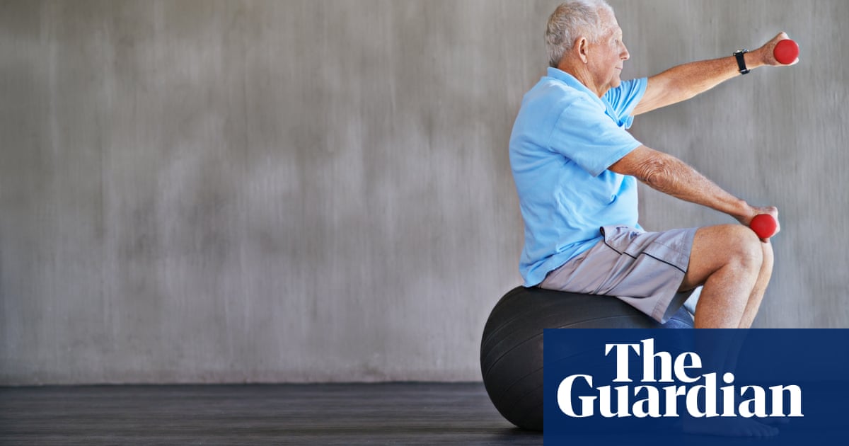 Britons with arthritis told to exercise more and use painkillers less